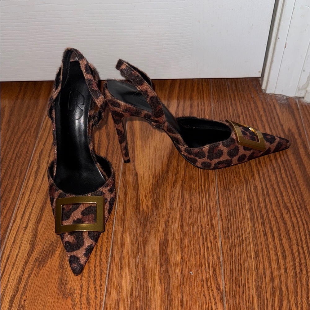 Leopard Pointed Toe Heels